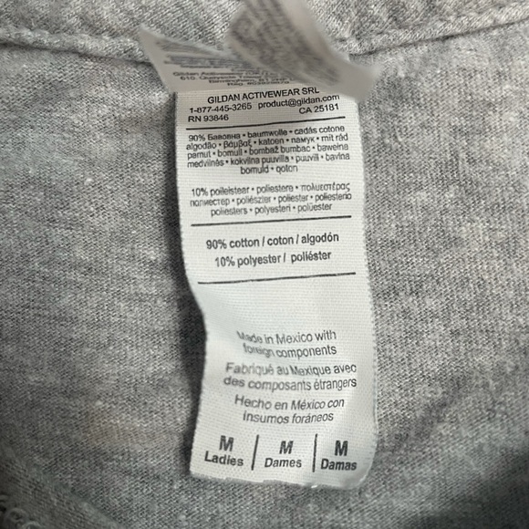 Born Free USA Women’s Patriotic Graphic Tee - Picture 4 of 6